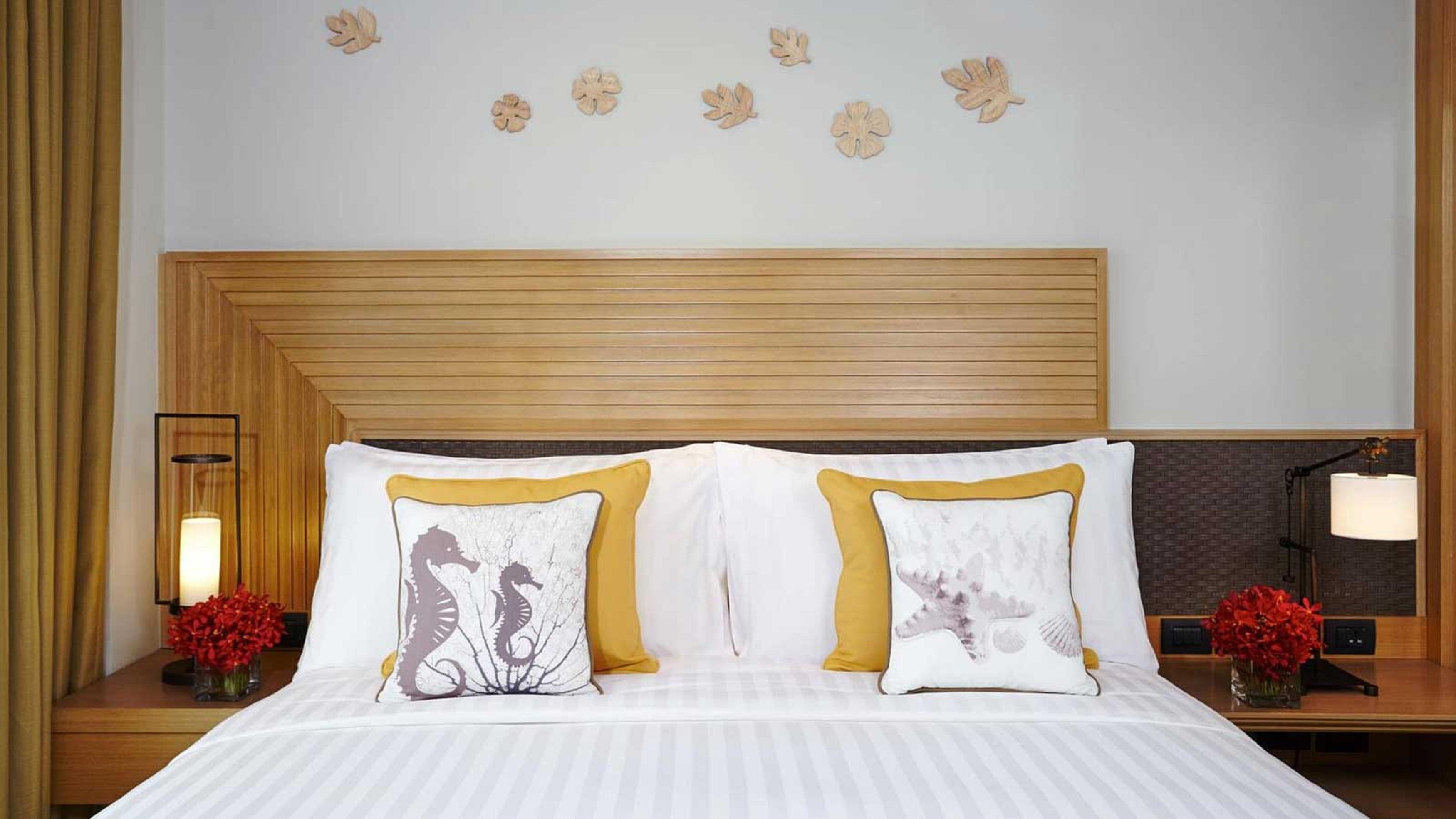 Amari Phuket Hotel Patong Exterior photo