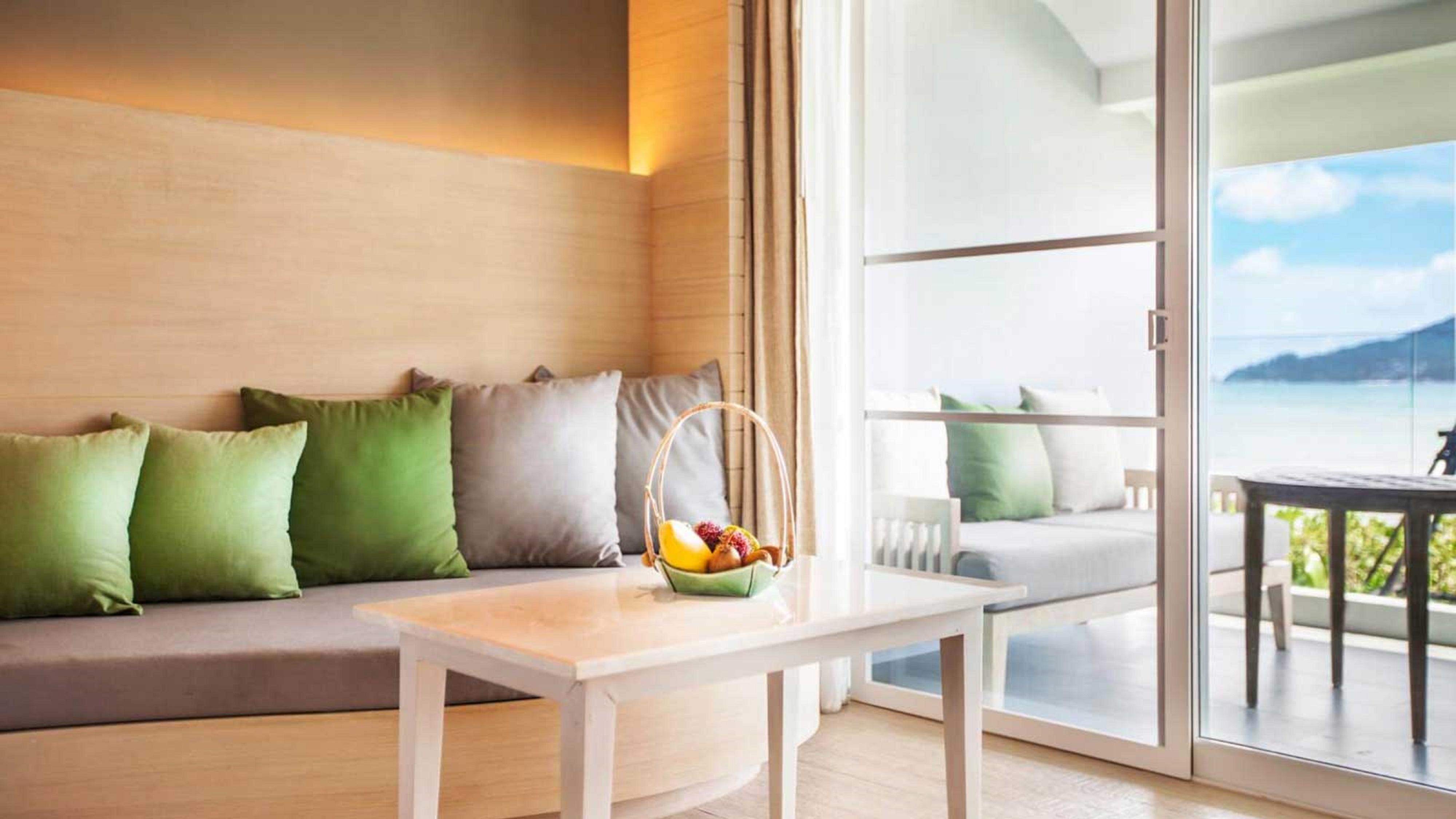 Amari Phuket Hotel Patong Exterior photo