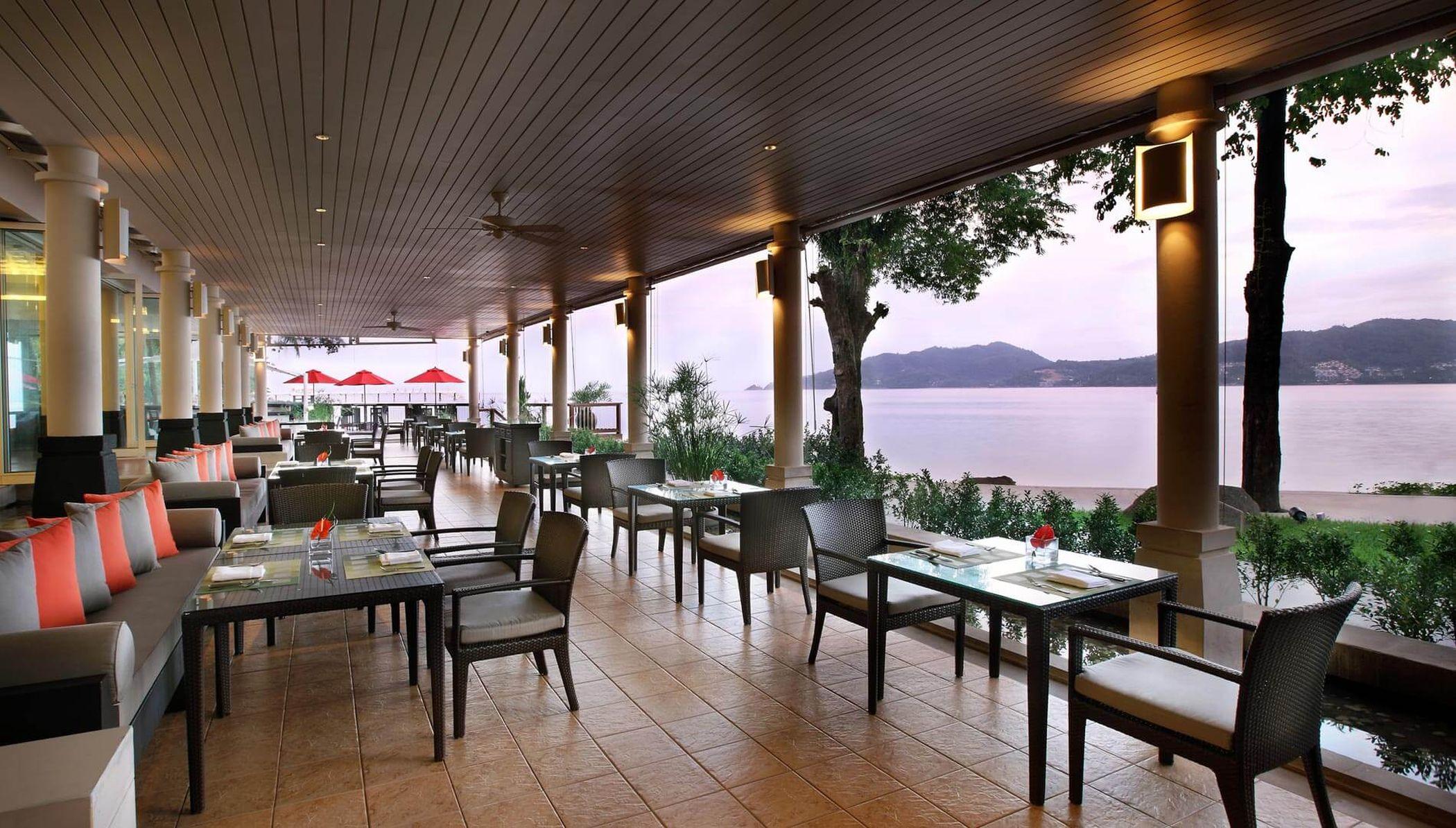 Amari Phuket Hotel Patong Exterior photo The restaurant at the hotel