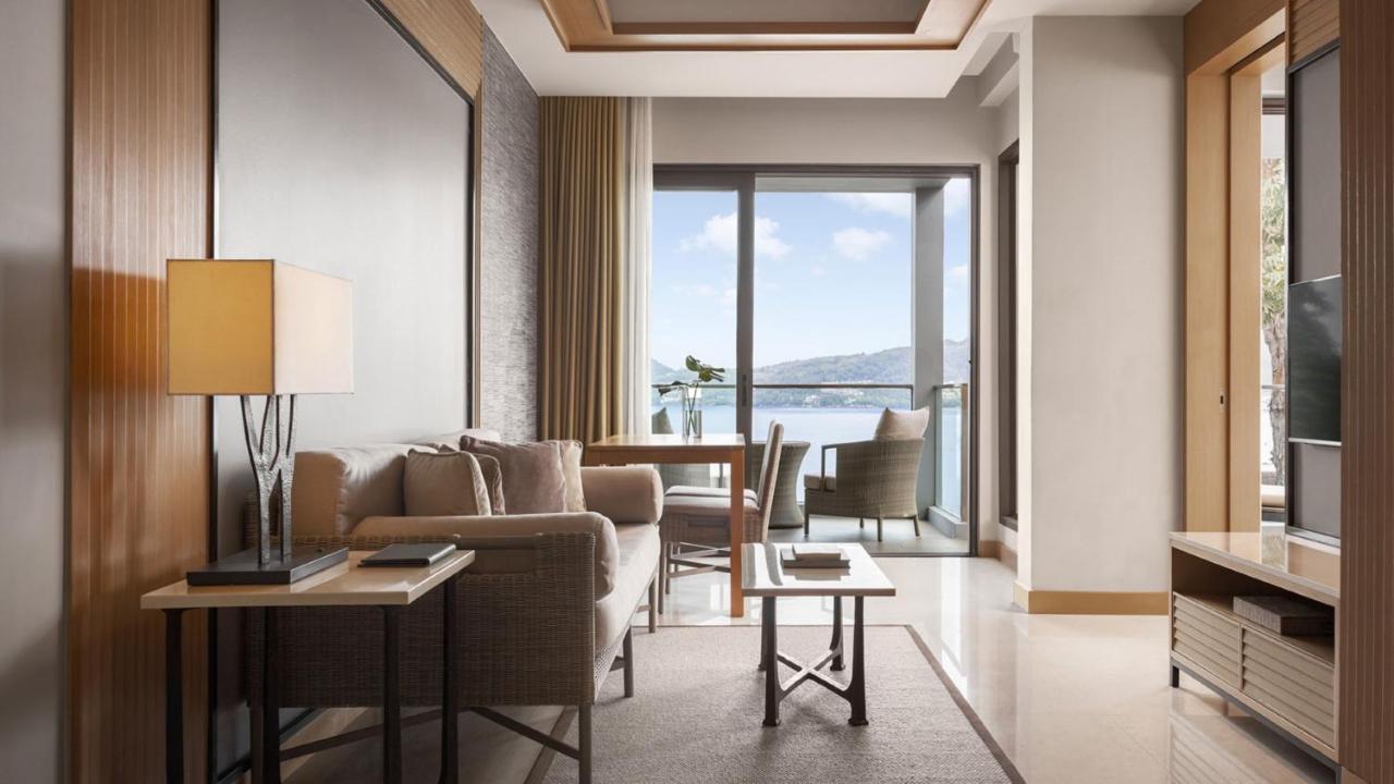 Amari Phuket Hotel Patong Exterior photo A suite at the hotel
